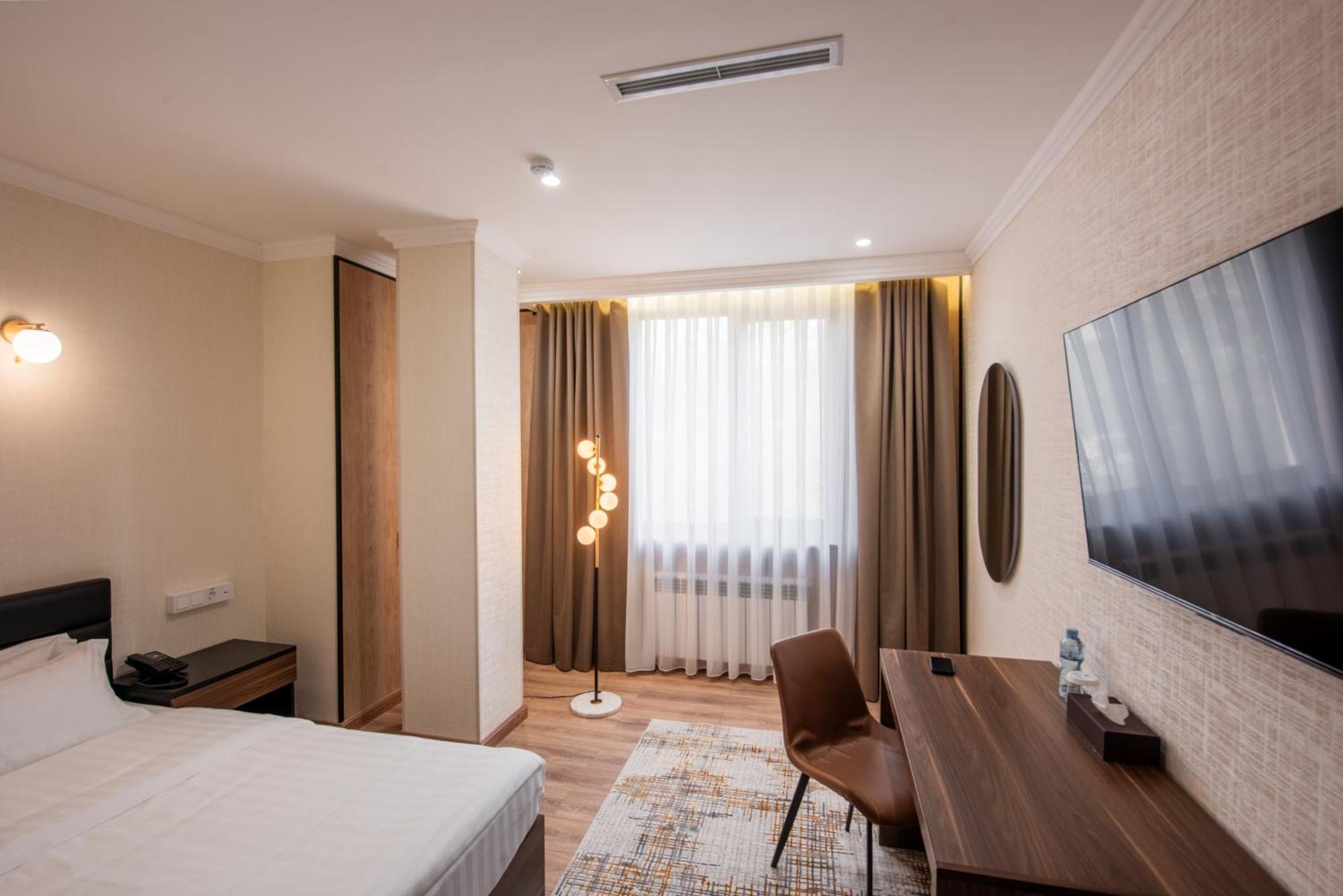 Silk Road Premium Hotel Tashkent Bagian luar foto